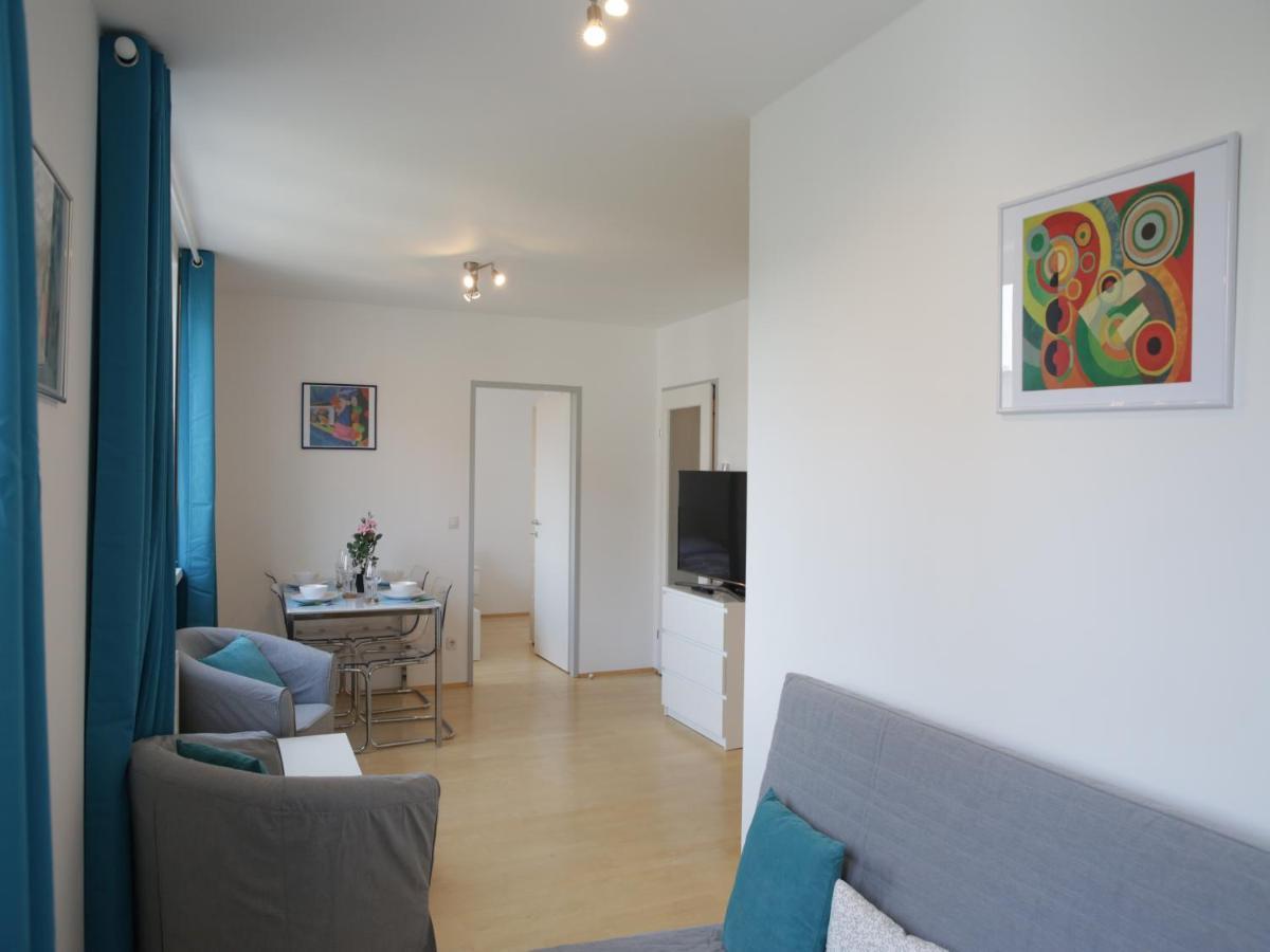 Vienna Sulm Apartments Bagian luar foto
