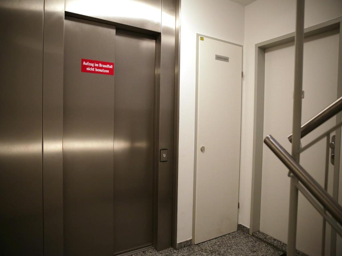 Vienna Sulm Apartments Bagian luar foto
