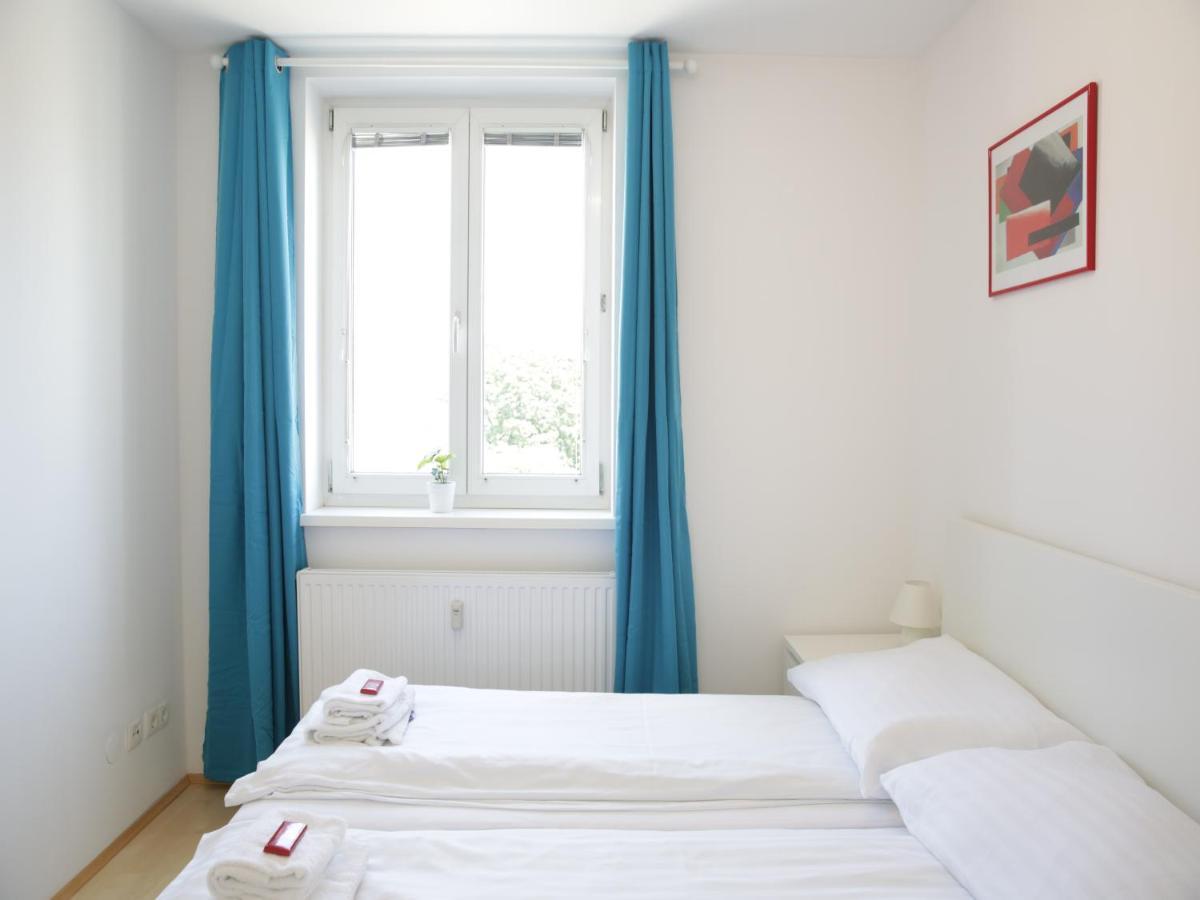 Vienna Sulm Apartments Bagian luar foto