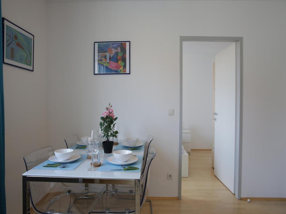 Vienna Sulm Apartments Bagian luar foto